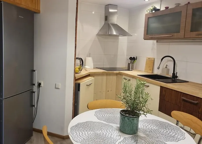 Spacious With Balcony! Daire