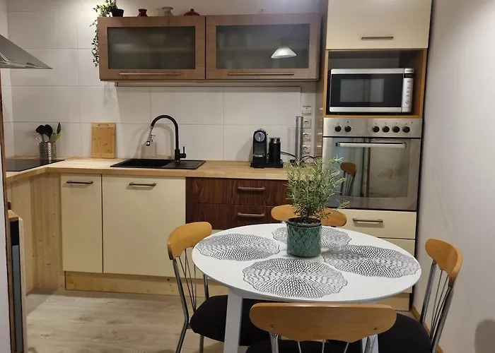 Daire Spacious With Balcony!